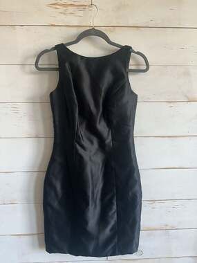 Vintage Tadashi Shoji Black Sleeveless Sheath Dress Size 4